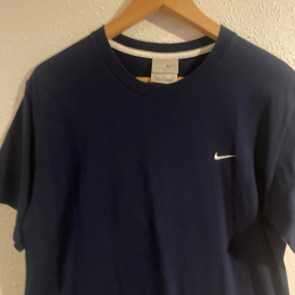 Vintage Nike Tee - Picture 5 of 7